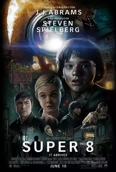 Super 8 (2011) 4k